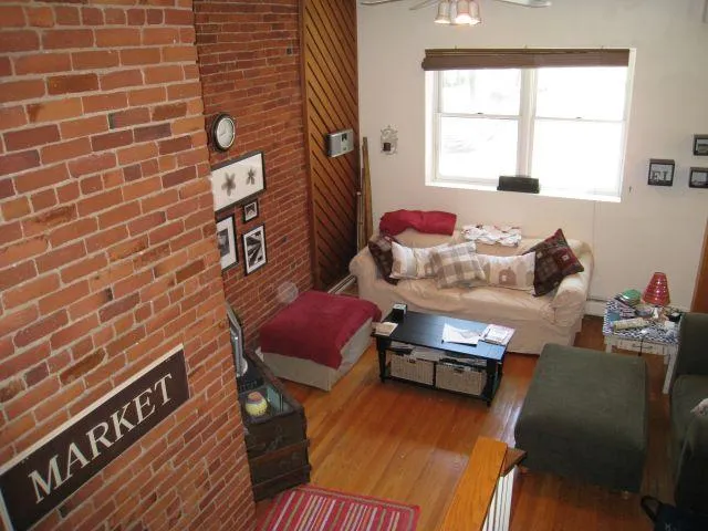2 bed, 1 bath apartment for rent at 106 Central St Unit 0, Powder House Square — photo 5 of 13