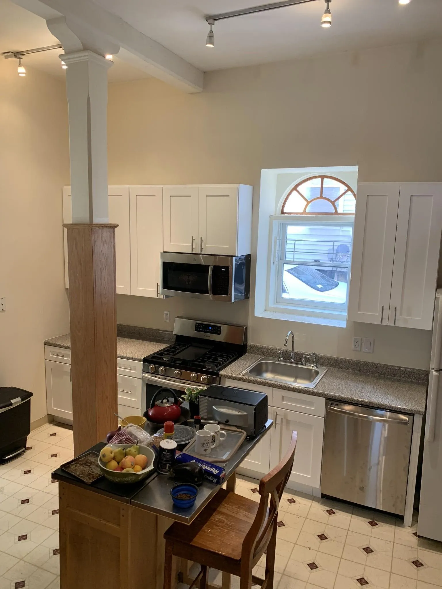 2 bed, 1 bath apartment for rent at 106 Central St Unit 0, Powder House Square — photo 3 of 13
