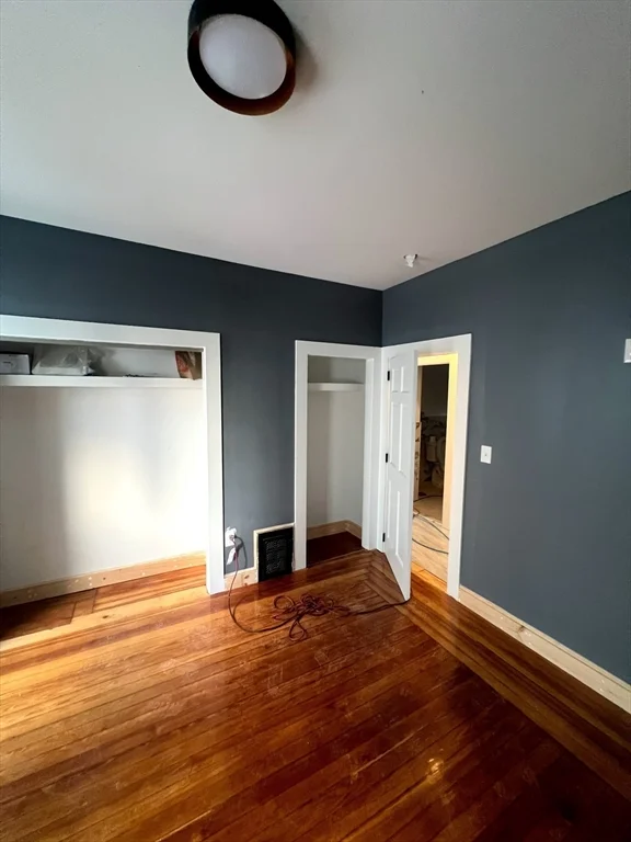 4 bed, 1 bath apartment for rent at 106 Draper St Unit 2, Dorchester — photo 4 of 11