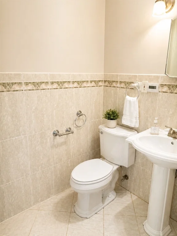 1 bed, 1 bath apartment for rent at 106 E Brookline St Unit 2, South End — photo 7 of 8