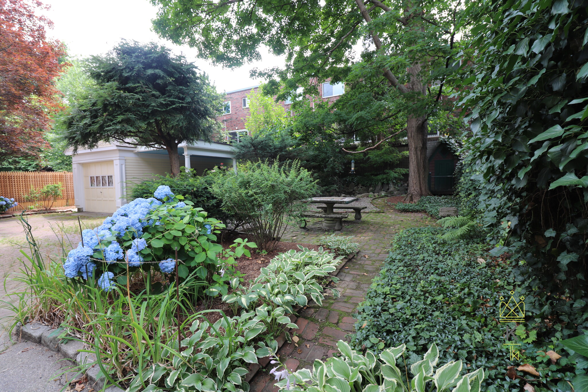 2 bed, 1 bath apartment for rent at 106 Francis St Unit 1, Coolidge Corner — photo 20 of 22