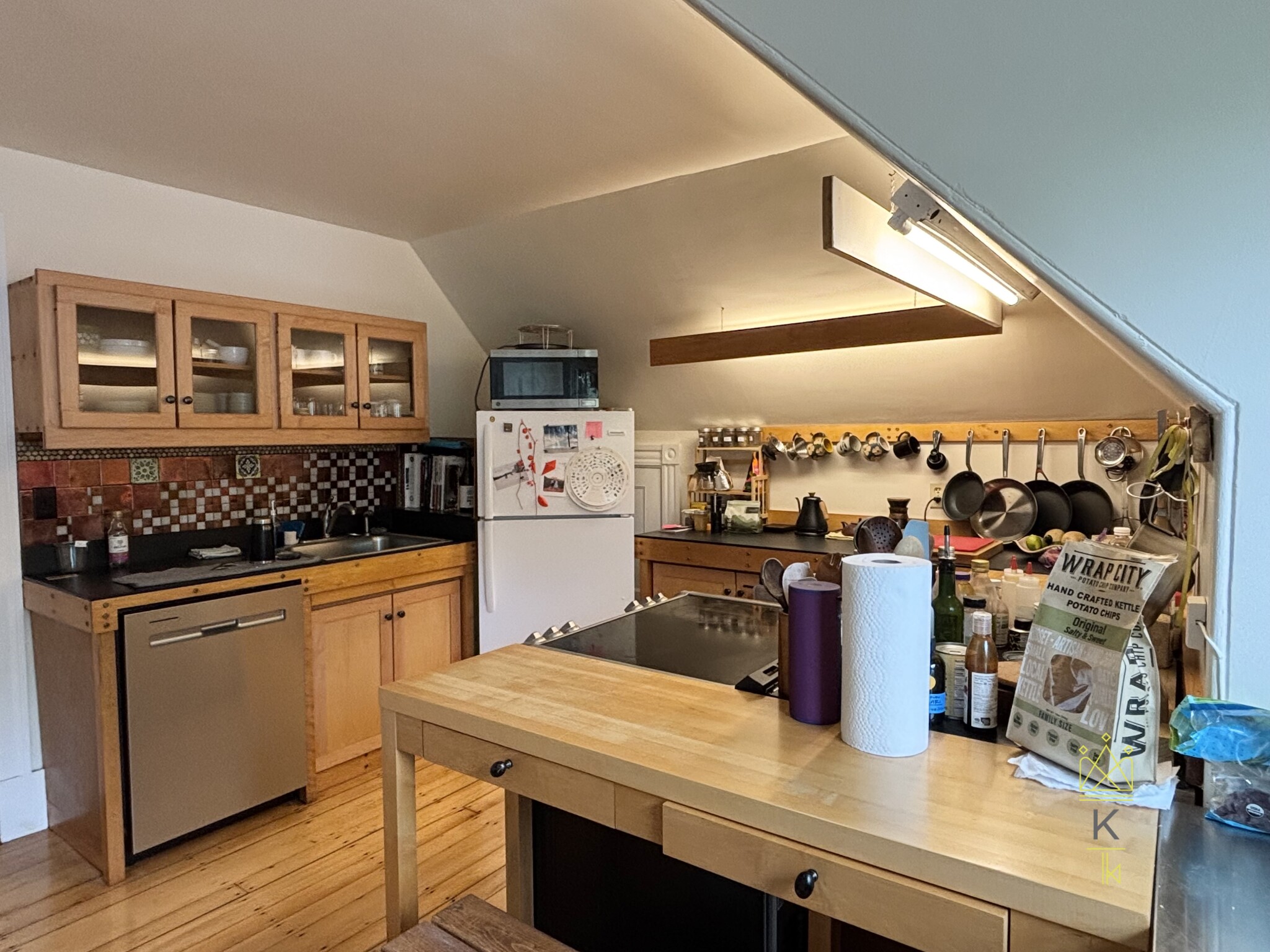 2 bed, 1 bath apartment for rent at 106 Francis St Unit 1, Coolidge Corner — photo 9 of 22