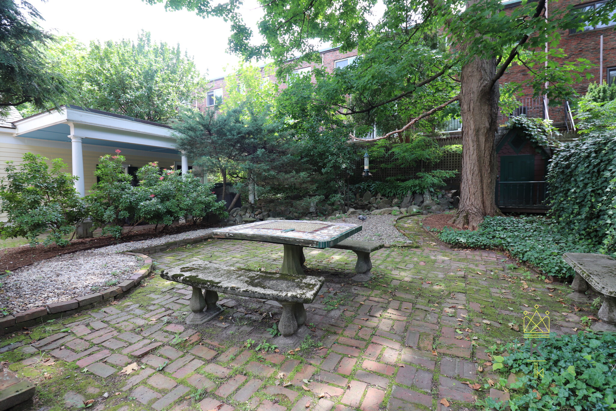 2 bed, 1 bath apartment for rent at 106 Francis St Unit 106, Coolidge Corner — photo 21 of 22