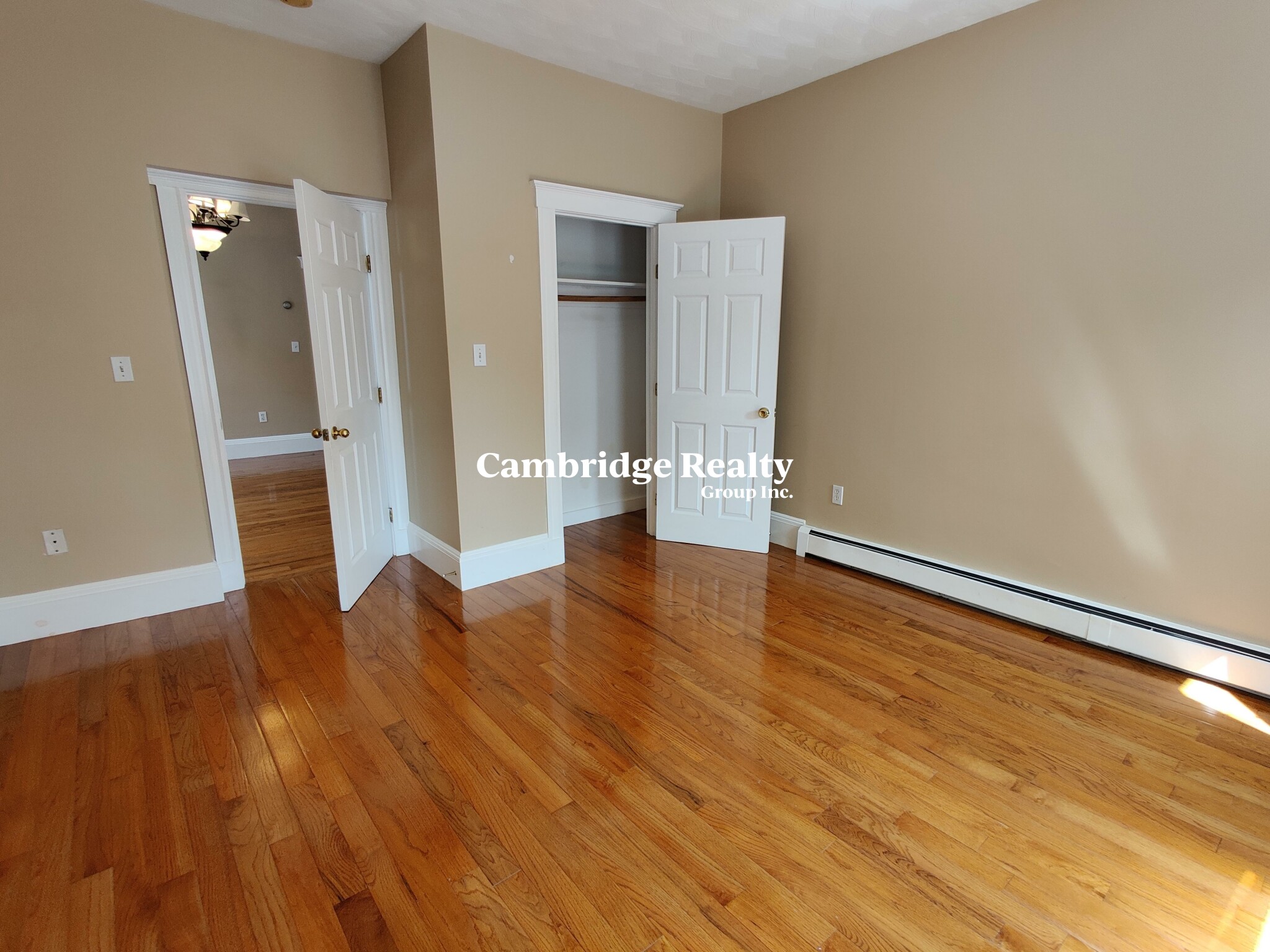 3 bed, 1 bath apartment for rent at 106 Glenwood Rd Unit 2T, Winter Hill — photo 5 of 16