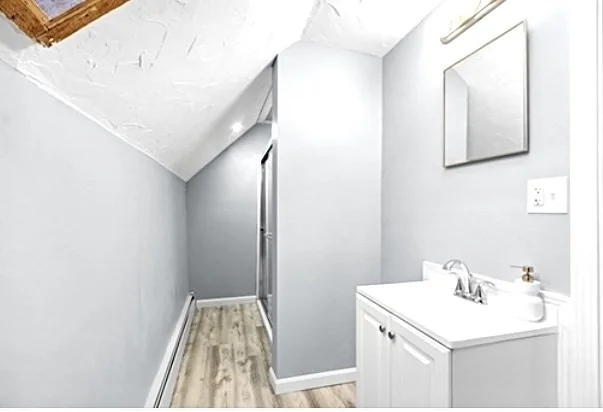3 bed, 1 bath apartment for rent at 106 Goodridge St, East Lynn — photo 30 of 35
