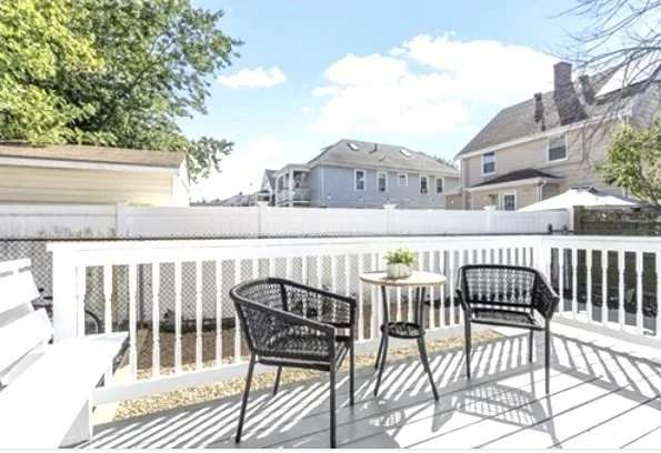 3 bed, 1 bath apartment for rent at 106 Goodridge St, East Lynn — photo 3 of 35