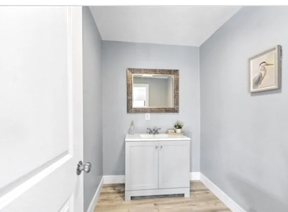 3 bed, 1 bath apartment for rent at 106 Goodridge St, East Lynn — photo 32 of 35
