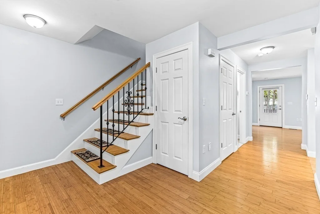 3 bed, 3 bath apartment for rent at 106 Green St Unit 106, Reading — photo 5 of 26