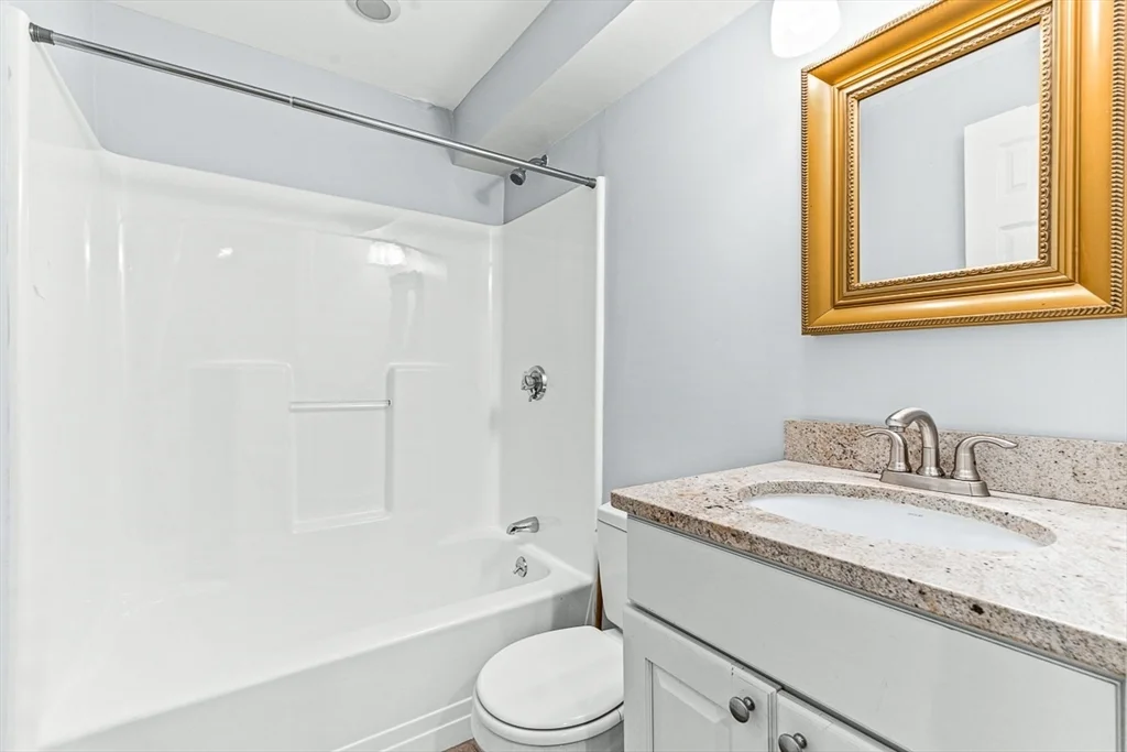 3 bed, 3 bath apartment for rent at 106 Green St Unit 106, Reading — photo 16 of 26