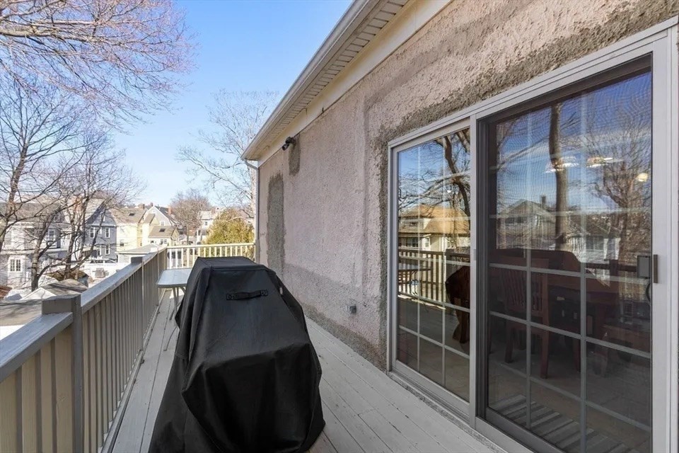 4 bed, 2 bath apartment for rent at 106 Grovers Ave Unit 2, Winthrop — photo 26 of 26