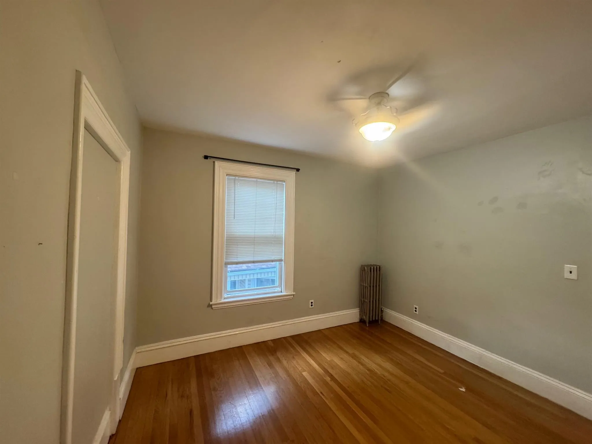 3 bed, 1 bath apartment for rent at 106 Highland Ave Unit 2, Winter Hill — photo 9 of 19