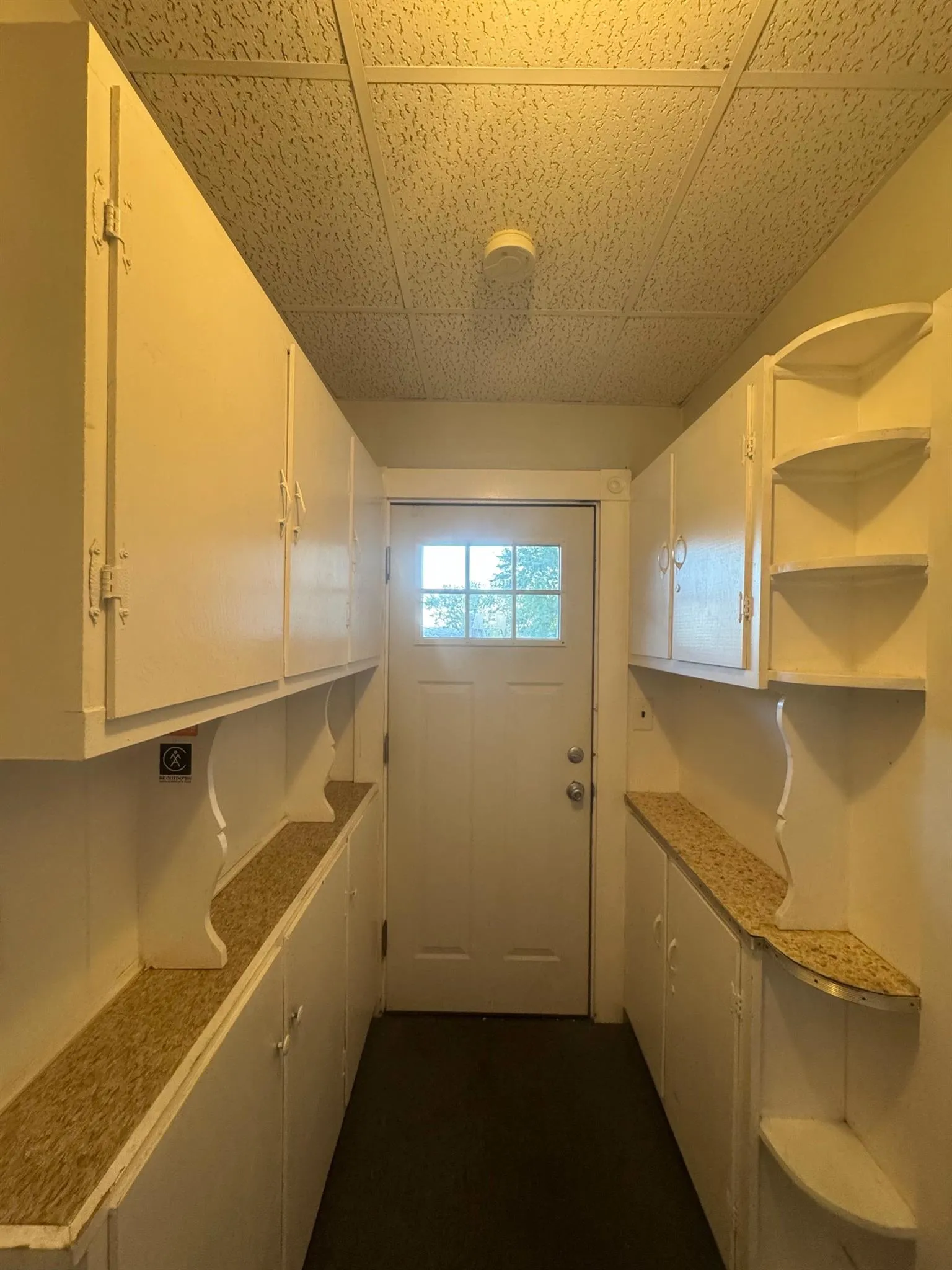 3 bed, 1 bath apartment for rent at 106 Highland Ave Unit 2, Winter Hill — photo 14 of 19