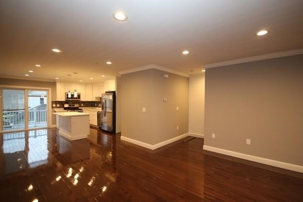 3 bed, 2 bath apartment for rent at 106 Intervale St Unit B, Quincy — photo 5 of 29