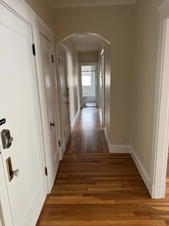 1 bed, 1 bath apartment for rent at 106 Kenoza Ave Unit 1, Winnekenni Park — photo 9 of 12