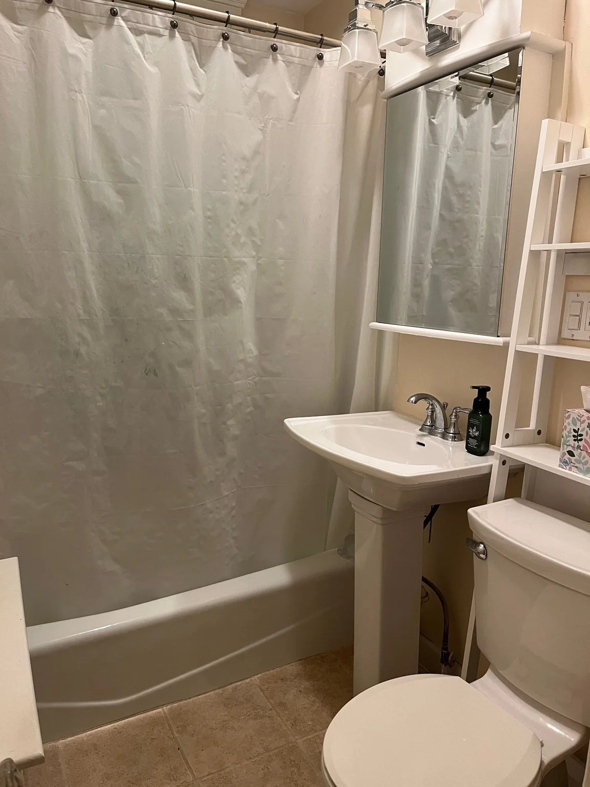 1 bed, 1 bath apartment for rent at 106 Kenoza Ave Unit 2, Haverhill — photo 11 of 13
