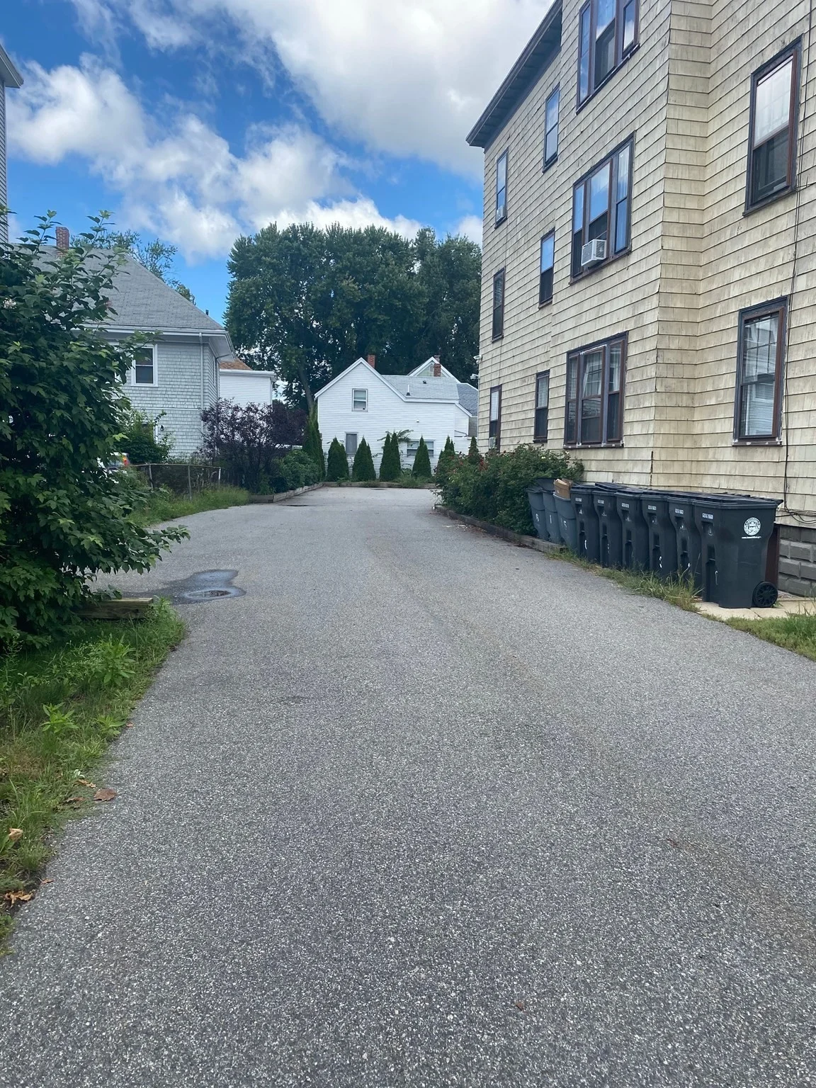 2 bed, 1 bath apartment for rent at 106 Kenoza Ave Unit 6, Haverhill — photo 16 of 20
