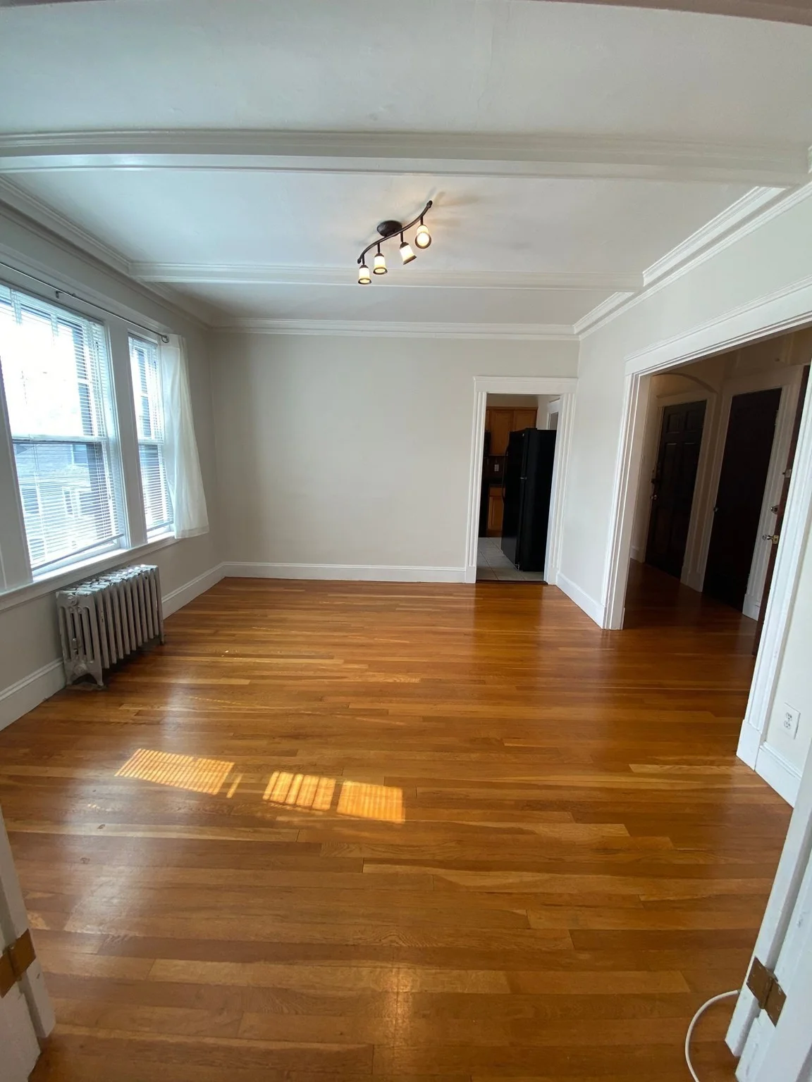2 bed, 1 bath apartment for rent at 106 Kenoza Ave Unit 6, Haverhill — photo 4 of 20
