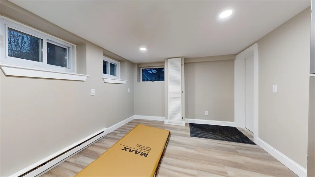 Studio bed, 1 bath apartment for rent at 106 Laurel Unit 0, Malden — photo 7 of 13