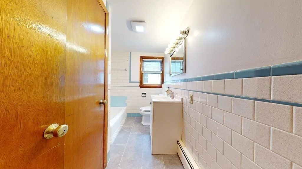 1 bed, 1 bath apartment for rent at 106 Laurel Unit 2, Malden — photo 7 of 12