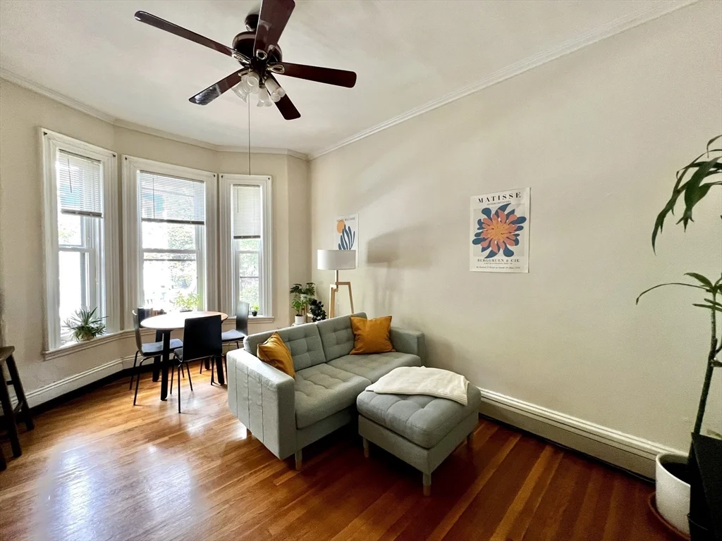 1 bed, 1 bath apartment for rent at 106 Magazine St Unit 2, Cambridgeport — photo 1 of 8