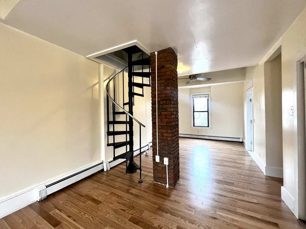 1 bed, 1 bath apartment for rent at 106 Magazine St Unit 3, Cambridgeport — photo 7 of 13