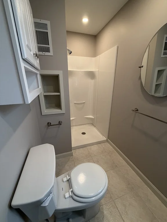 1 bed, 1 bath apartment for rent at 106 Malden St Unit 2nd Fl Rear, Everett — photo 6 of 17