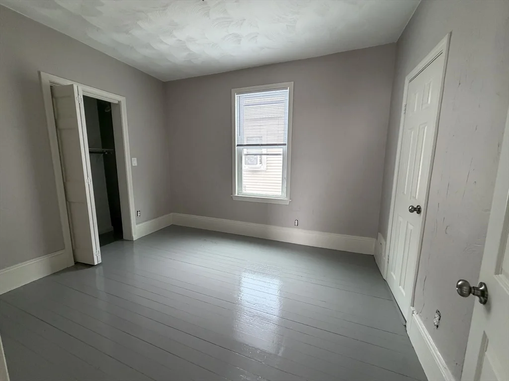 1 bed, 1 bath apartment for rent at 106 Malden St Unit 2nd Fl Rear, Everett — photo 14 of 17