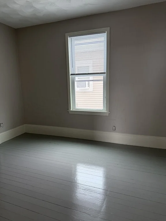 1 bed, 1 bath apartment for rent at 106 Malden St Unit 2nd Fl Rear, Everett — photo 15 of 17