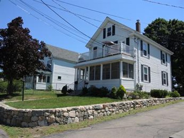 1 bed, 1 bath apartment for rent at 106 Maple St Unit 1, Needham — photo 2 of 5