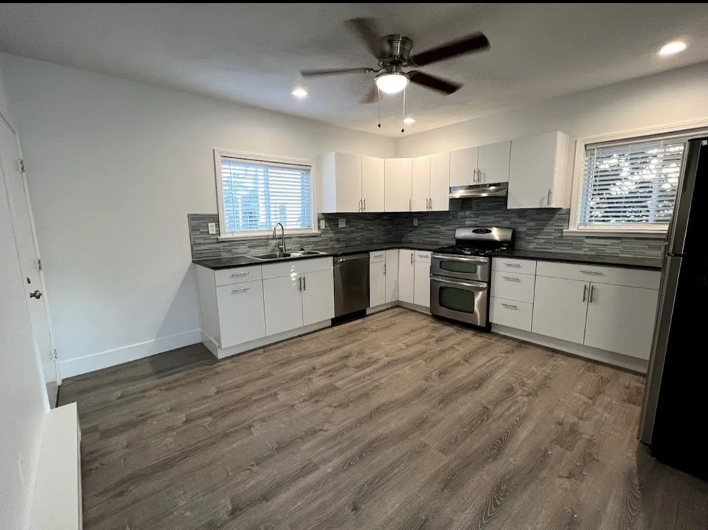 2 bed, 1 bath apartment for rent at 106 Margin Unit 1, Salem — photo 2 of 11