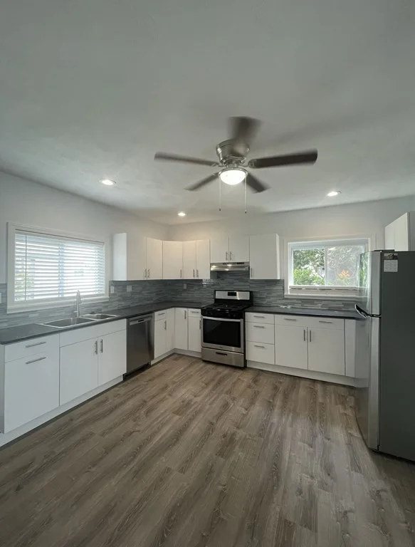 2 bed, 1 bath apartment for rent at 106 Margin Unit 1, Salem — photo 1 of 11