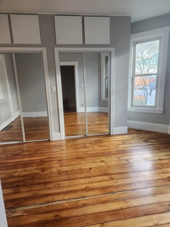 3 bed, 1 bath apartment for rent at 106 Mill St Unit 1, Worcester — photo 8 of 18