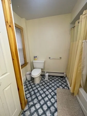 3 bed, 1.5 bath apartment for rent at 106 Old Harbor St Unit 1, South Boston — photo 18 of 20