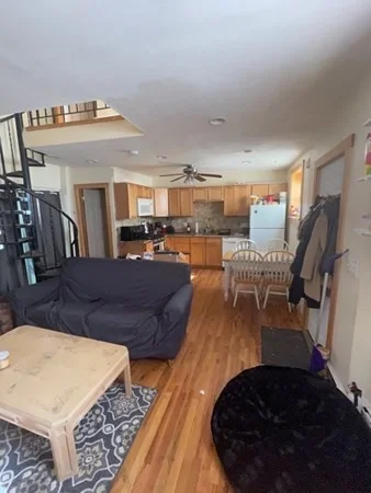 3 bed, 1.5 bath apartment for rent at 106 Old Harbor St Unit 1, South Boston — photo 5 of 20