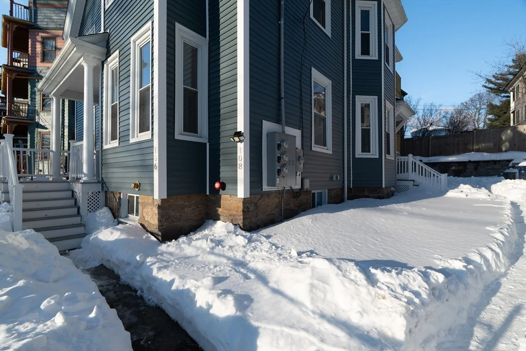 3 bed, 2 bath apartment for rent at 106 Paul Gore St Unit 1, Jamaica Plain — photo 20 of 22