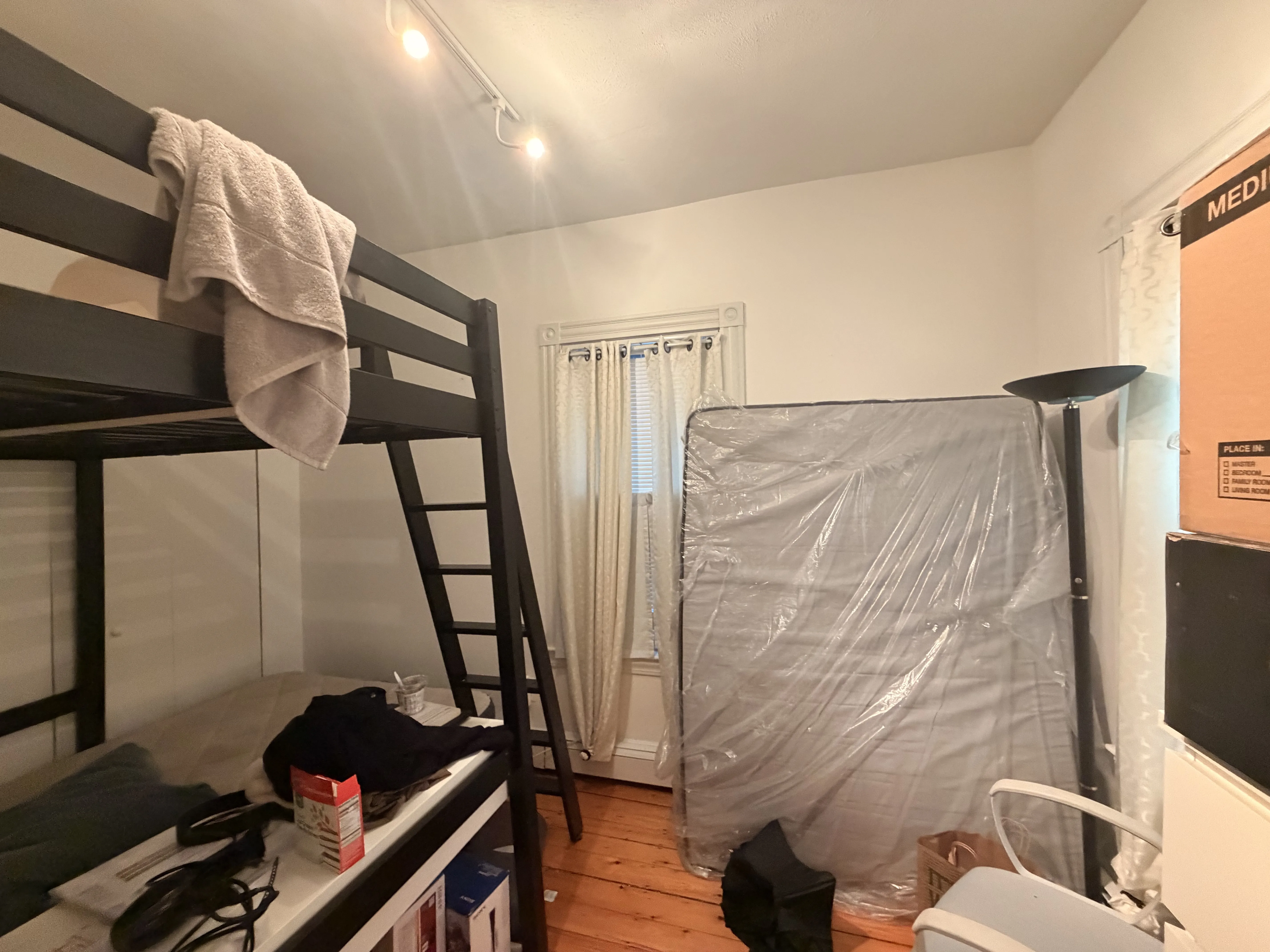 2 bed, 1 bath apartment for rent at 106 Pleasant St Unit 1, Cambridgeport — photo 7 of 13