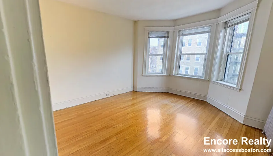 2 bed, 1 bath apartment for rent at 106 Queensberry St Unit 10, Fenway — photo 4 of 6