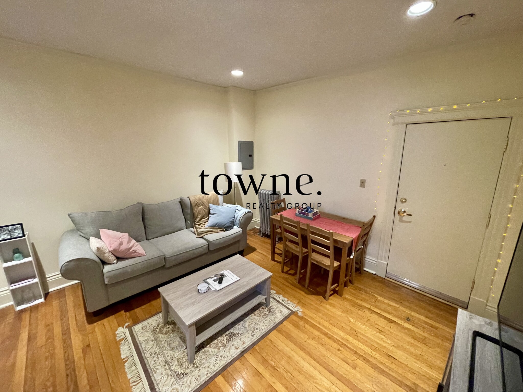 2 bed, 1 bath apartment for rent at 106 Queensberry St Unit 15, Fenway — photo 2 of 7