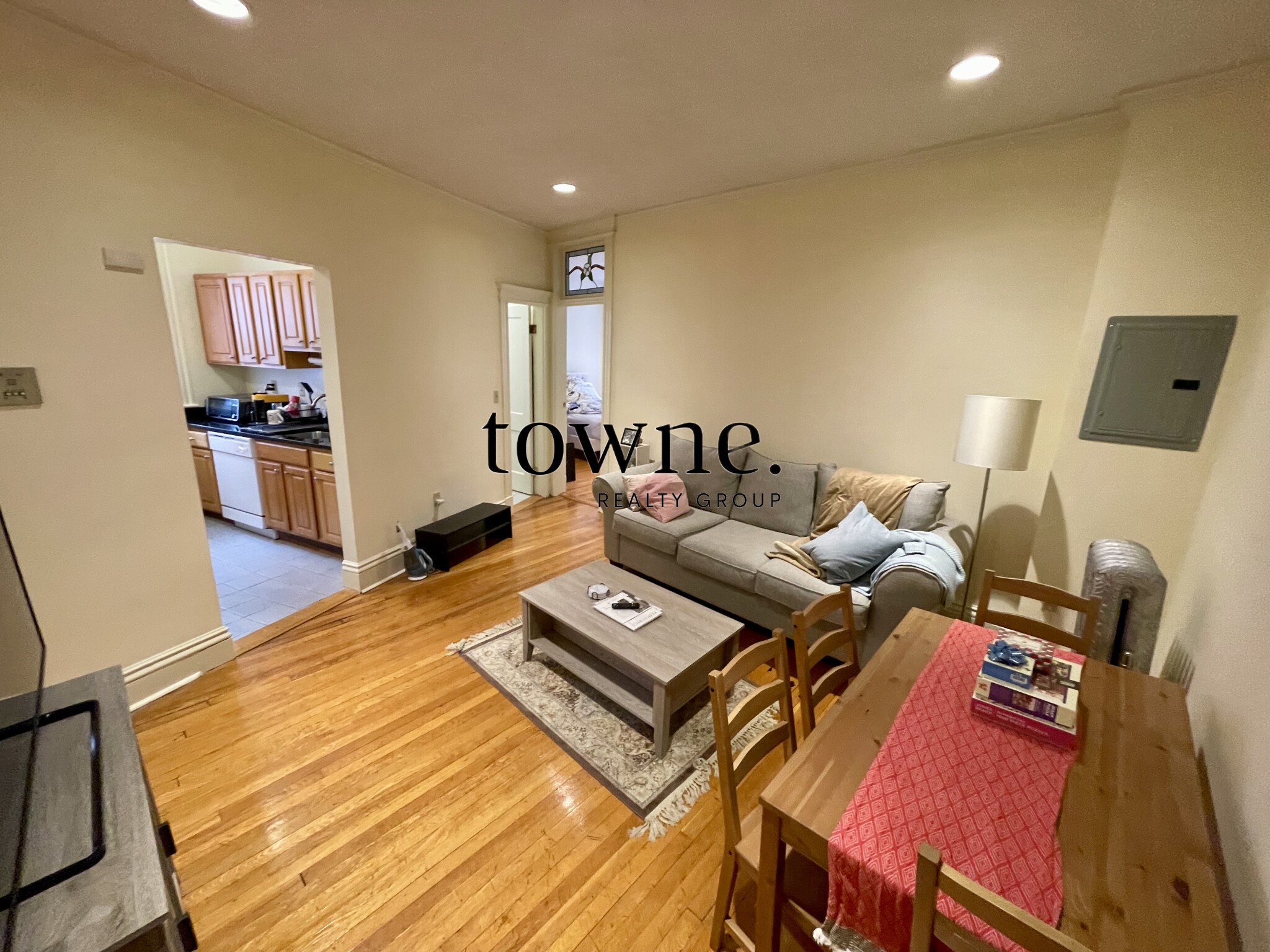 2 bed, 1 bath apartment for rent at 106 Queensberry St Unit 15, Fenway — photo 3 of 7