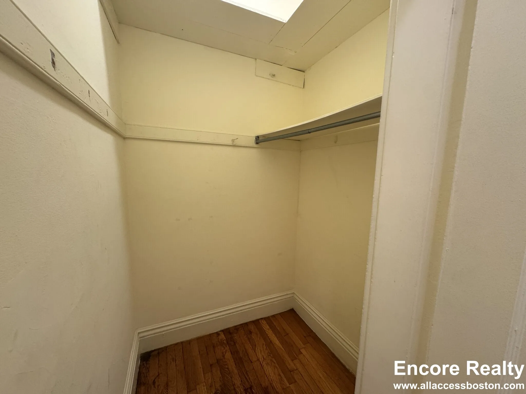 Studio bed, 1 bath apartment for rent at 106 Queensberry St Unit 2M, Fenway — photo 9 of 14