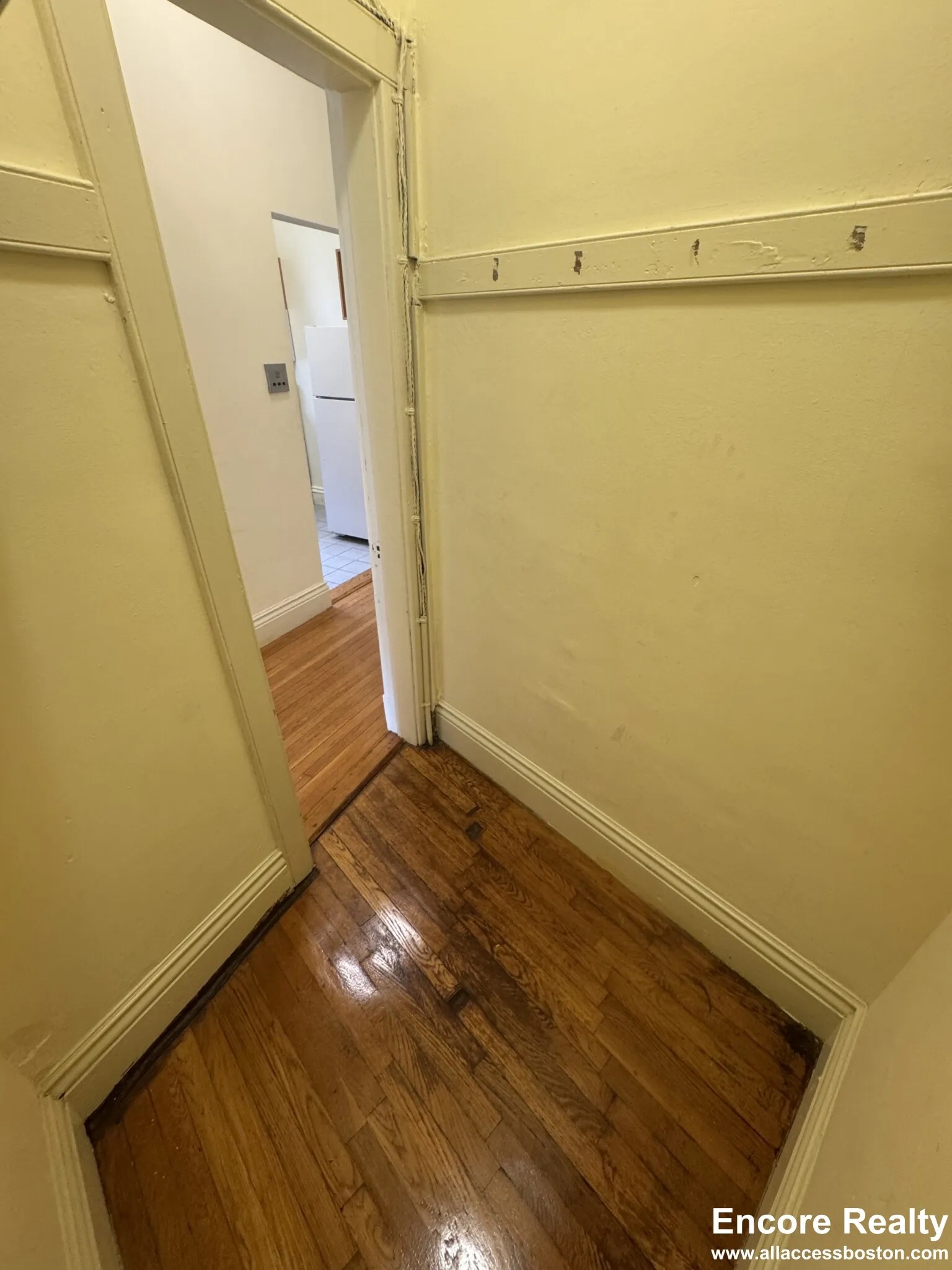 Studio bed, 1 bath apartment for rent at 106 Queensberry St Unit 2M, Fenway — photo 10 of 14