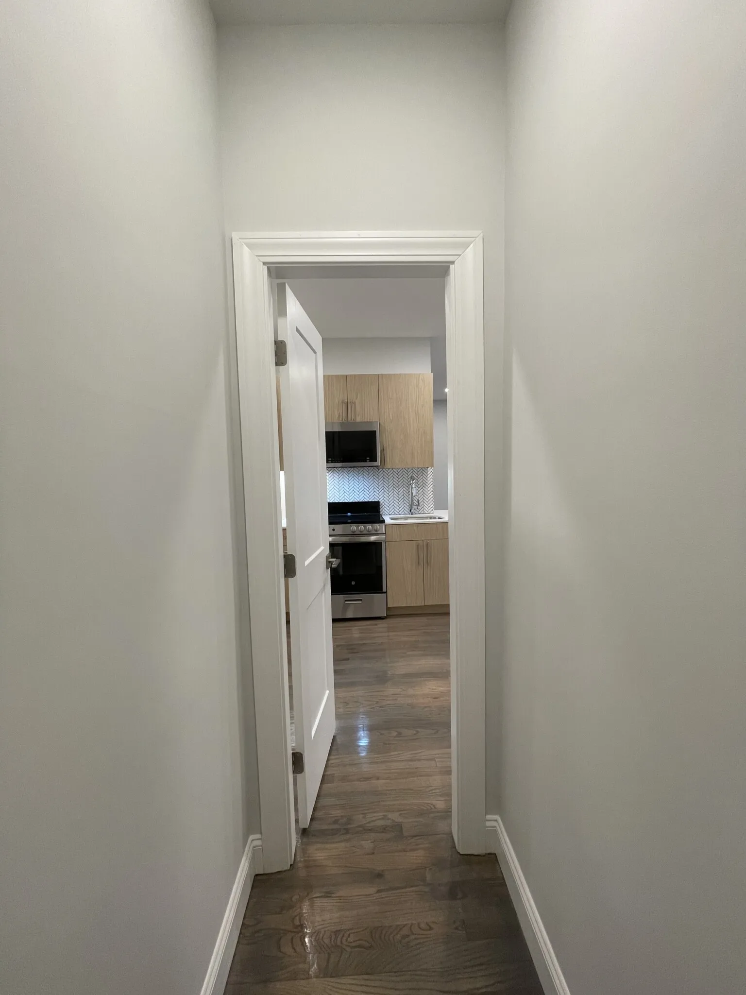 Studio bed, 1 bath apartment for rent at 106 Queensberry St Unit 9, Fenway — photo 6 of 12