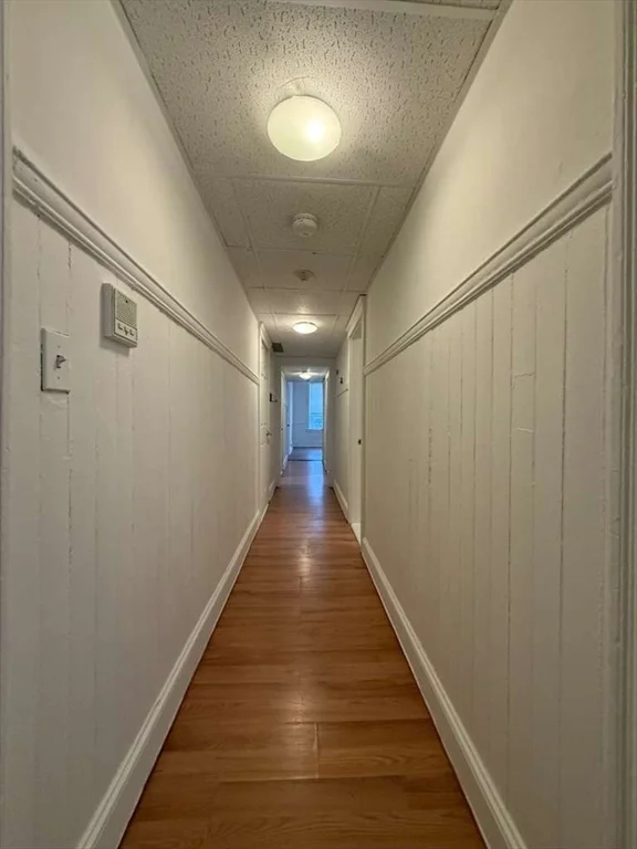 2 bed, 1 bath apartment for rent at 106 River St Unit 1, Zip 01832 — photo 6 of 7
