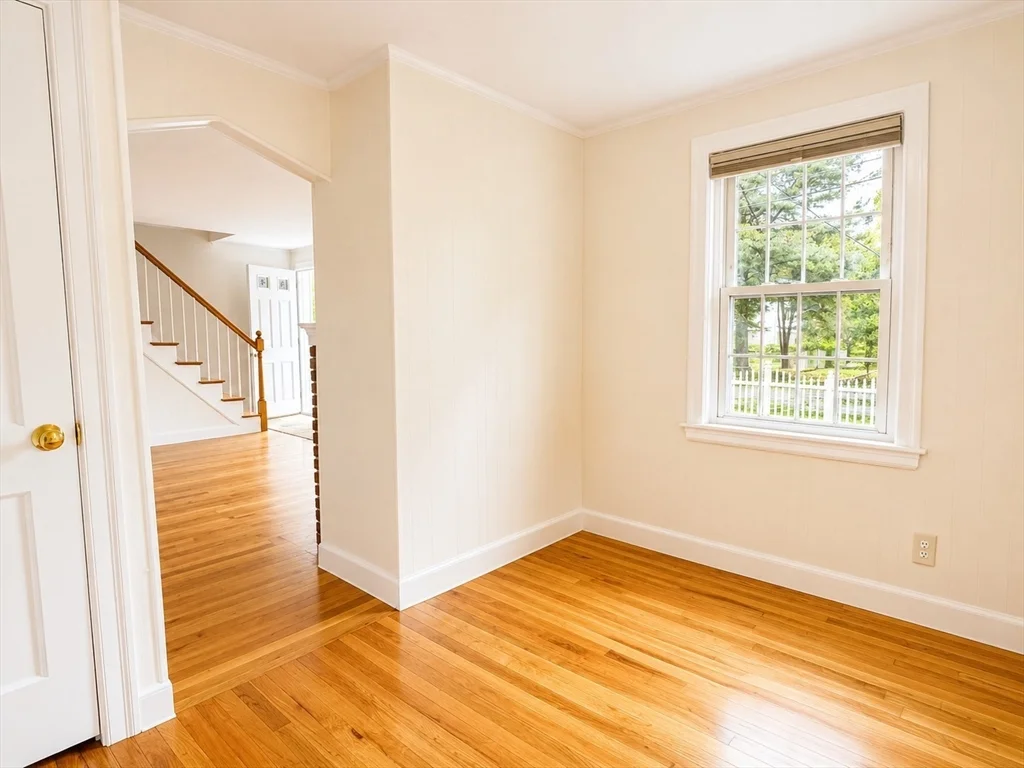 3 bed, 1 bath apartment for rent at 106 Russell Rd, West Newton — photo 3 of 12