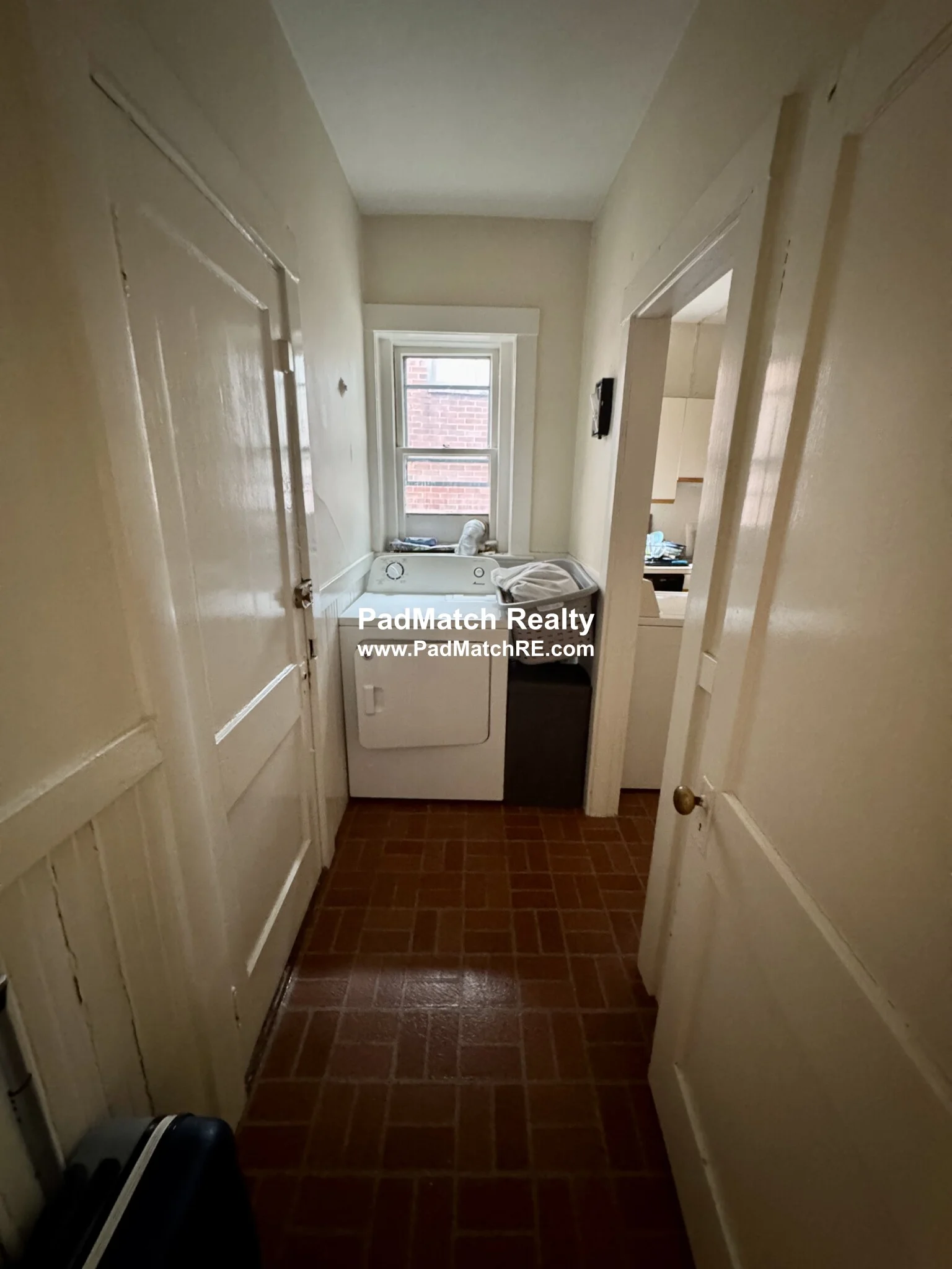 5 bed, 1 bath apartment for rent at 106 Strathmore Rd Unit 3, Brighton — photo 17 of 18