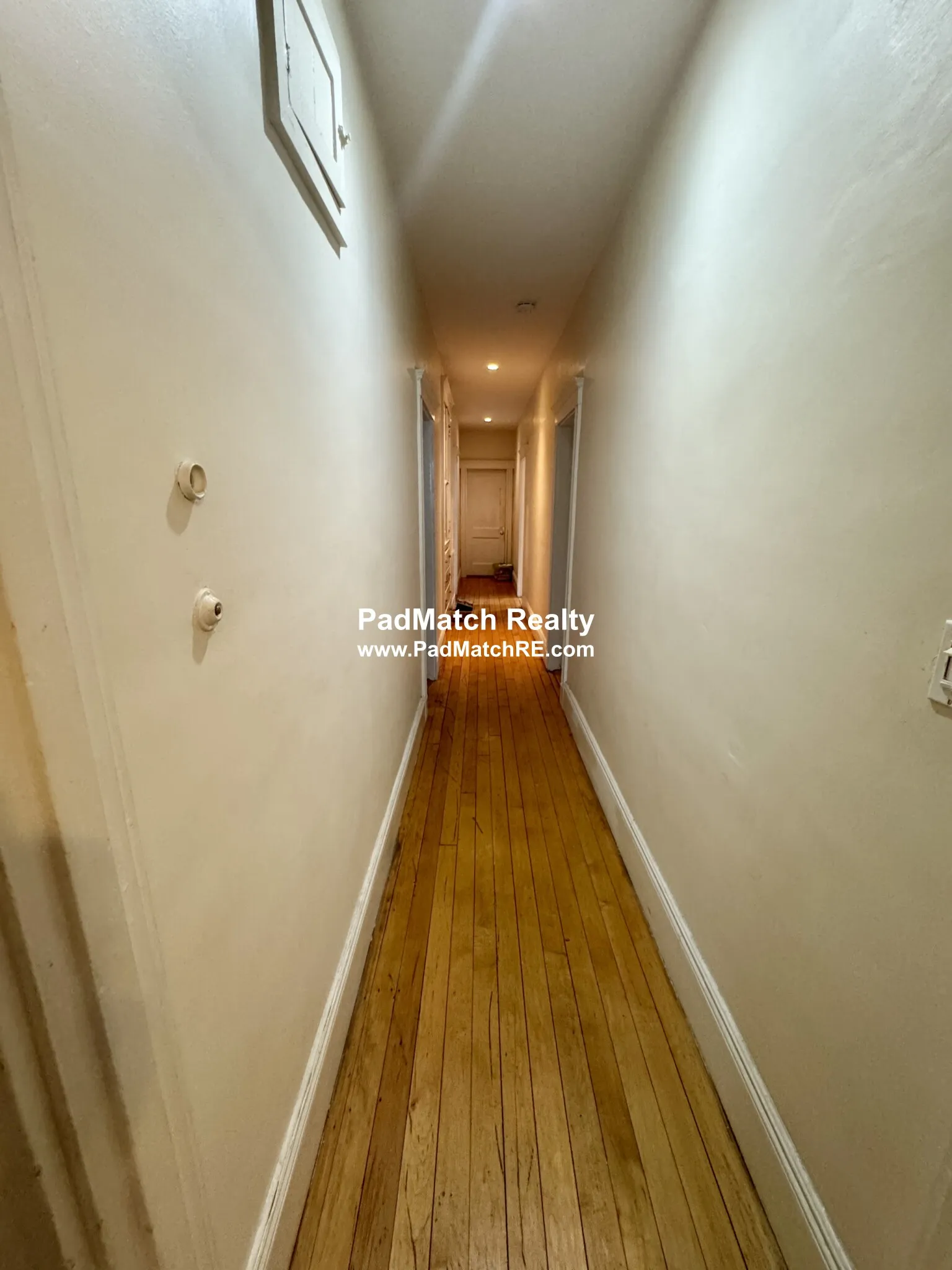 5 bed, 1 bath apartment for rent at 106 Strathmore Rd Unit 3, Brighton — photo 7 of 18