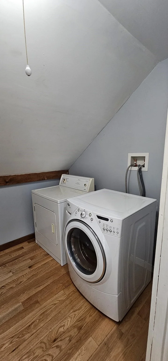 1 bed, 1 bath apartment for rent at 106 Walnut St Unit 2, Clinton — photo 9 of 13