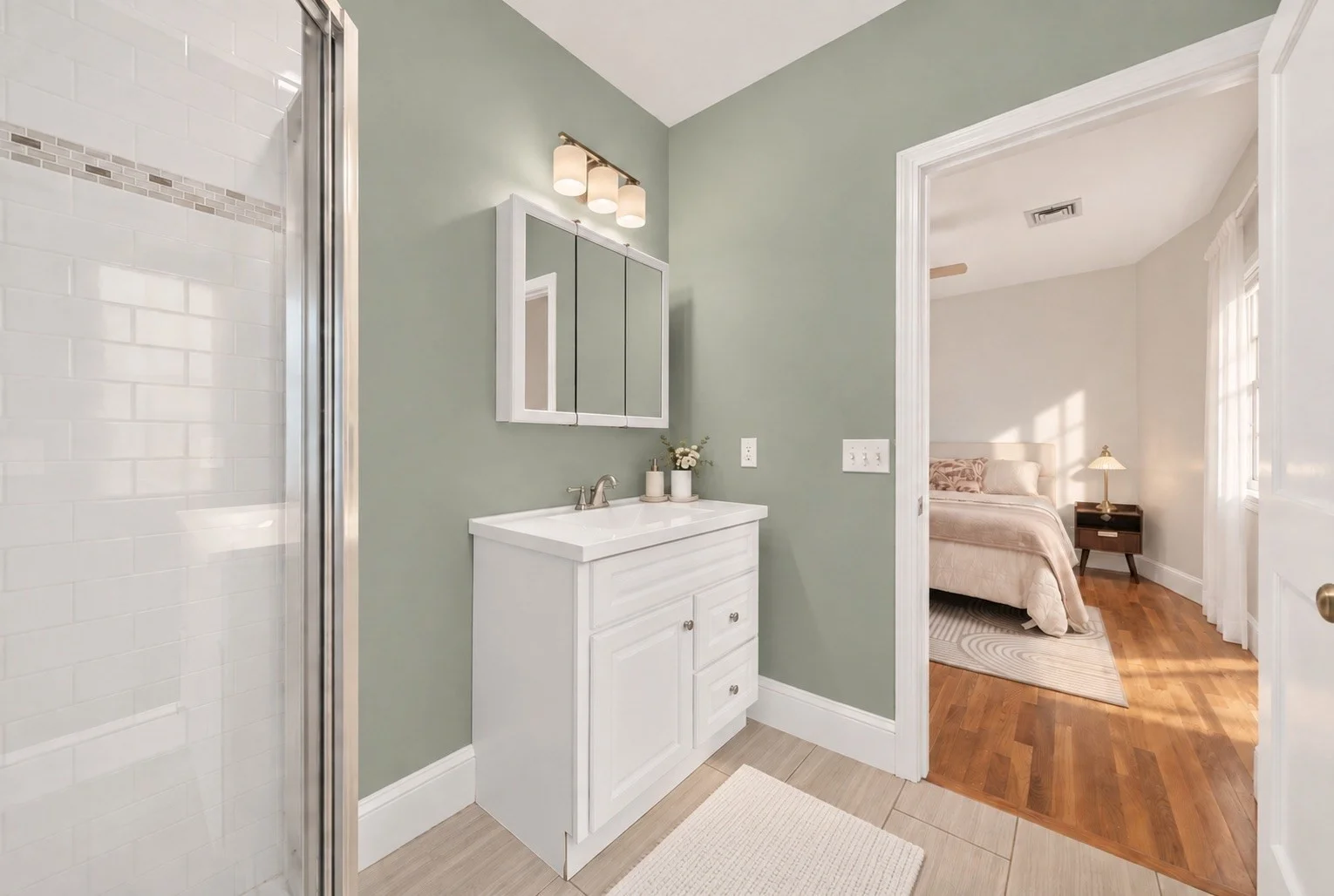 3 bed, 2 bath apartment for rent at 106 Walnut St Unit 4, Winter Hill — photo 15 of 20
