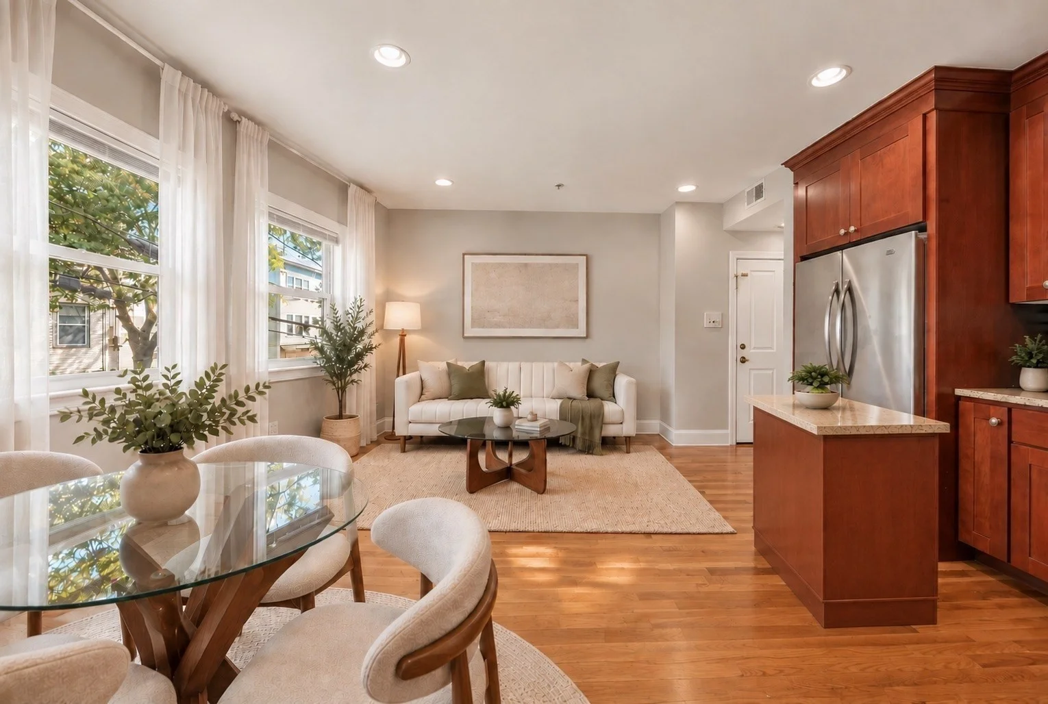 3 bed, 2 bath apartment for rent at 106 Walnut St Unit 4, Winter Hill — photo 4 of 20
