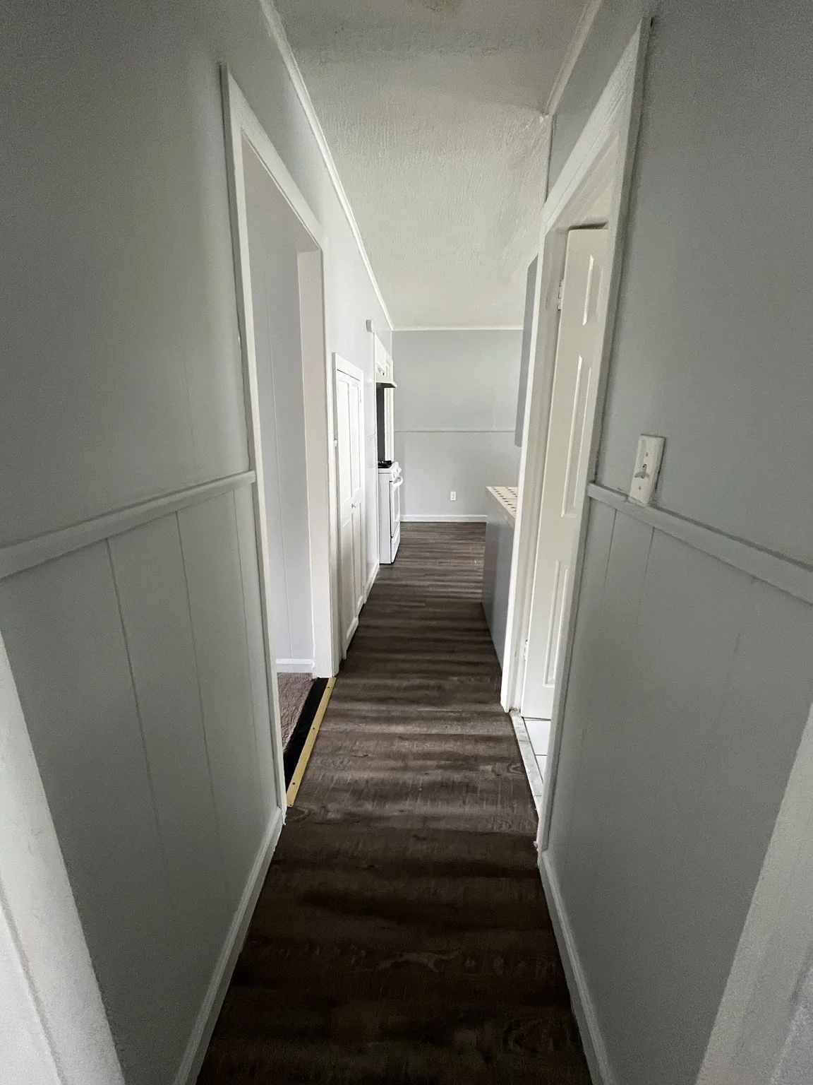 2 bed, 1 bath apartment for rent at 106 Wilcox St Unit 1, Fall River — photo 3 of 9